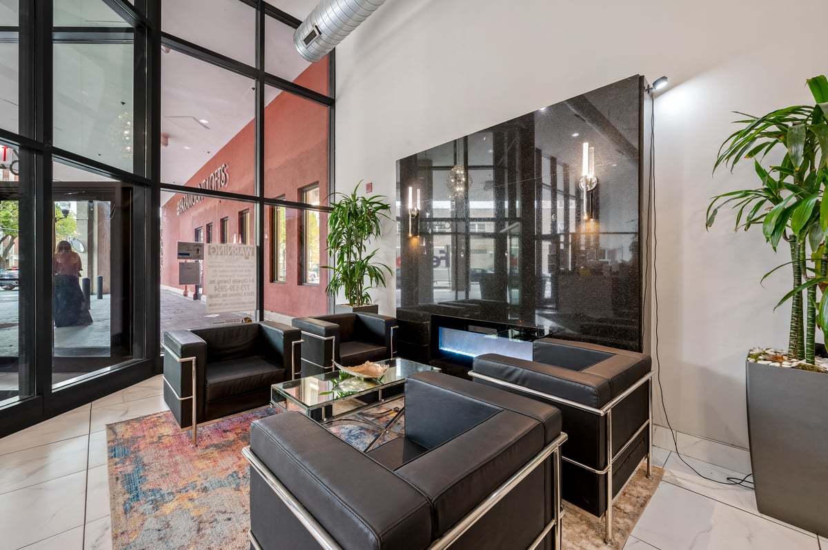 1645 W Ogden Avenue 309