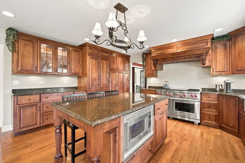 Tiny photo for 10670 Palos West Drive, Palos Park, IL 60464 (MLS # 12767959)