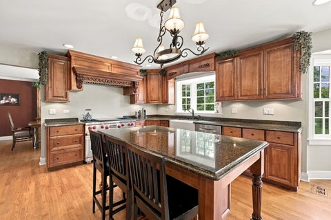 Tiny photo for 10670 Palos West Drive, Palos Park, IL 60464 (MLS # 12767959)