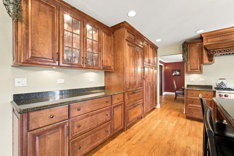 Tiny photo for 10670 Palos West Drive, Palos Park, IL 60464 (MLS # 12767959)