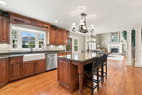 Tiny photo for 10670 Palos West Drive, Palos Park, IL 60464 (MLS # 12767959)