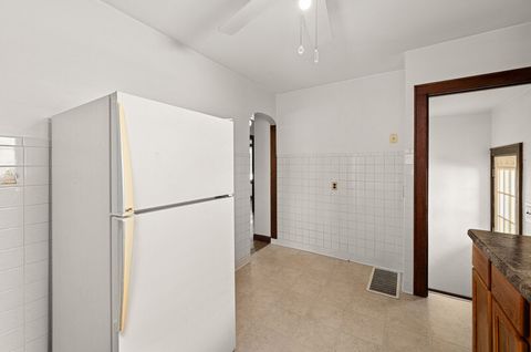 Tiny photo for 1662 W 37th Street, Davenport, IA 52806 (MLS # 12617706)