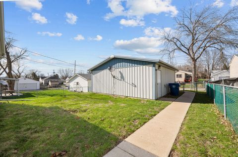 Tiny photo for 1662 W 37th Street, Davenport, IA 52806 (MLS # 12617706)