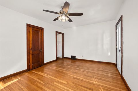 Tiny photo for 1662 W 37th Street, Davenport, IA 52806 (MLS # 12617706)