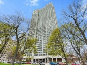 1700 E 56TH Street 1903 Chicago IL 60637