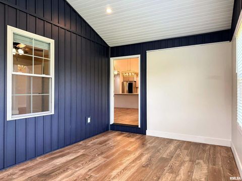 Tiny photo for 1106 FALCON Court, Carterville, IL 62918 (MLS # EB459154)