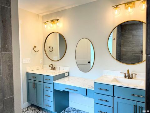 Tiny photo for 1106 FALCON Court, Carterville, IL 62918 (MLS # EB459154)