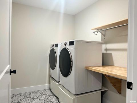 Tiny photo for 1106 FALCON Court, Carterville, IL 62918 (MLS # EB459154)