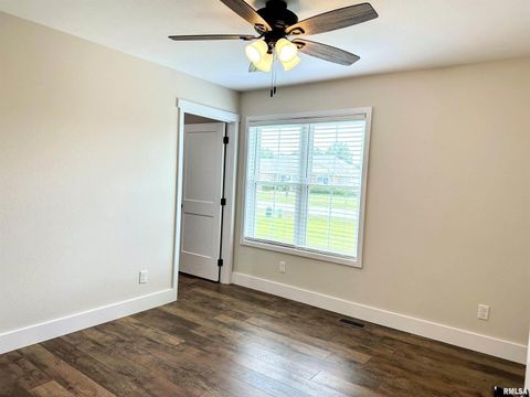 Tiny photo for 1106 FALCON Court, Carterville, IL 62918 (MLS # EB459154)