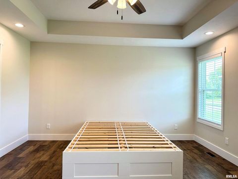 Tiny photo for 1106 FALCON Court, Carterville, IL 62918 (MLS # EB459154)