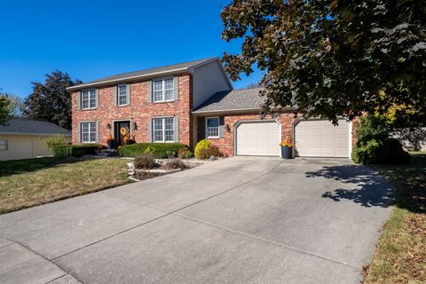 Tiny photo for 4 Graystone Court, Bloomington, IL 61704 (MLS # 12502878)