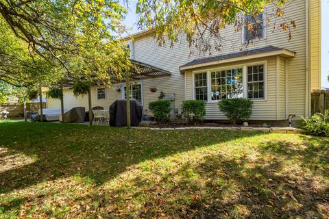 Tiny photo for 4 Graystone Court, Bloomington, IL 61704 (MLS # 12502878)