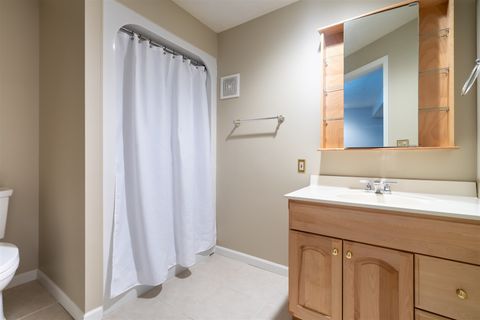 Tiny photo for 4 Graystone Court, Bloomington, IL 61704 (MLS # 12502878)