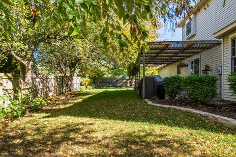 Tiny photo for 4 Graystone Court, Bloomington, IL 61704 (MLS # 12502878)