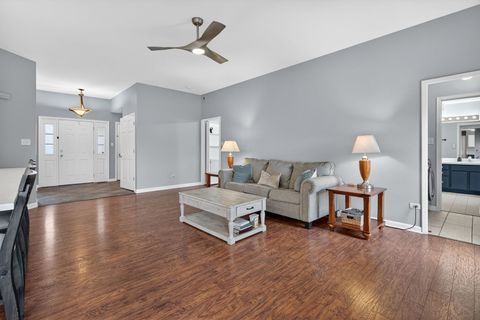 Tiny photo for 802 Heintz Drive, Shorewood, IL 60404 (MLS # 12606747)