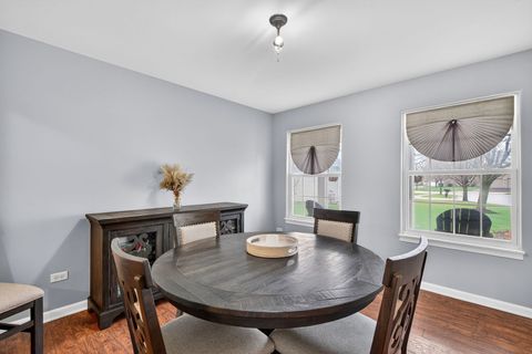 Tiny photo for 802 Heintz Drive, Shorewood, IL 60404 (MLS # 12606747)