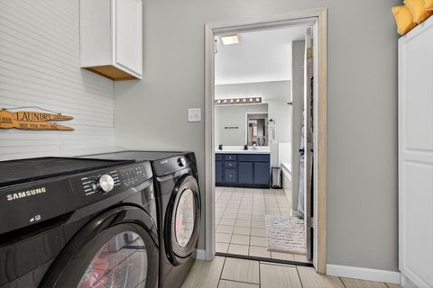 Tiny photo for 802 Heintz Drive, Shorewood, IL 60404 (MLS # 12606747)