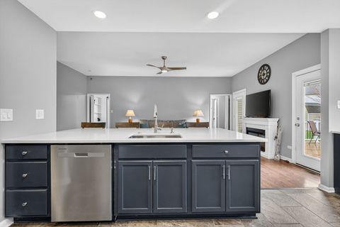 Tiny photo for 802 Heintz Drive, Shorewood, IL 60404 (MLS # 12606747)