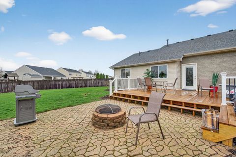 Tiny photo for 802 Heintz Drive, Shorewood, IL 60404 (MLS # 12606747)