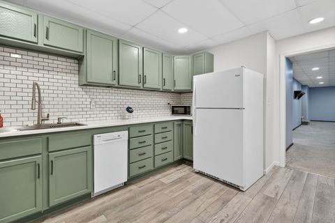 Tiny photo for 802 Heintz Drive, Shorewood, IL 60404 (MLS # 12606747)