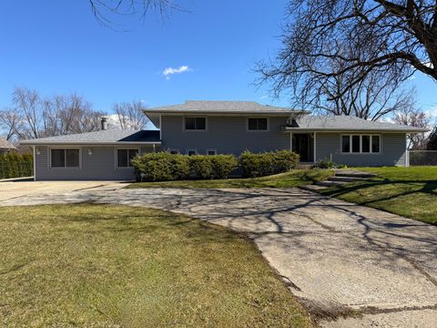 Photo of 12747 S 81st Court, Palos Park, IL 60464 (MLS # 12603951)
