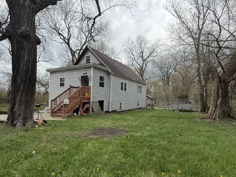 Photo of 2846 E 101st Street, Chicago, IL 60617 (MLS # 12618045)