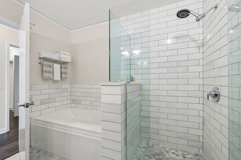 Tiny photo for 201 N WESTSHORE Drive #2705, Chicago, IL 60601 (MLS # 12685983)