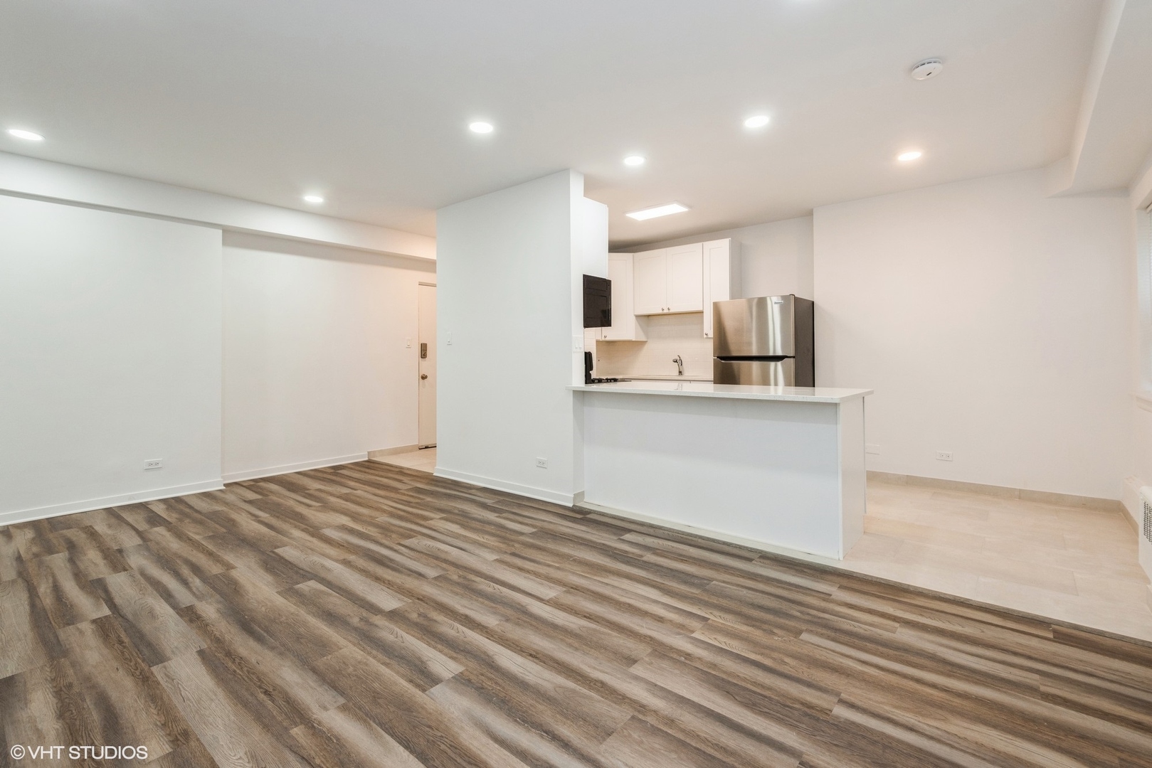 2424 W Estes Avenue 1G