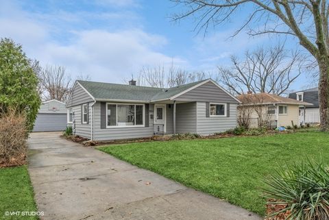 A home in Rolling Meadows