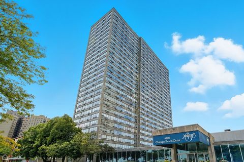 Photo of 4800 S Chicago Beach Drive #408S, Chicago, IL 60615 (MLS # 12471364) Photo of 4800 S Chicago Beach Drive #408S, Chicago, IL 60615 (MLS # 12471364)