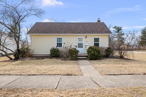 Photo of 422 W Exchange Street, Geneseo, IL 61254 (MLS # 12568318)