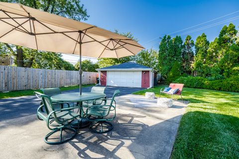 Tiny photo for 1615 W Johanna Terrace, Arlington Heights, IL 60005 (MLS # 12484963)