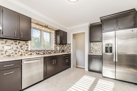 Tiny photo for 1615 W Johanna Terrace, Arlington Heights, IL 60005 (MLS # 12484963)