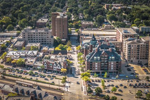 Tiny photo for 1615 W Johanna Terrace, Arlington Heights, IL 60005 (MLS # 12484963)