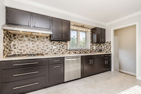 Tiny photo for 1615 W Johanna Terrace, Arlington Heights, IL 60005 (MLS # 12484963)