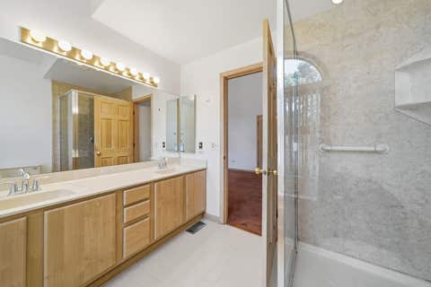 Tiny photo for 4262 W Thorndale Avenue, Chicago, IL 60646 (MLS # 12722192)