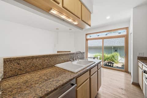 Tiny photo for 4262 W Thorndale Avenue, Chicago, IL 60646 (MLS # 12722192)