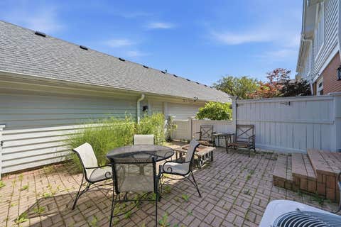 Tiny photo for 4262 W Thorndale Avenue, Chicago, IL 60646 (MLS # 12722192)