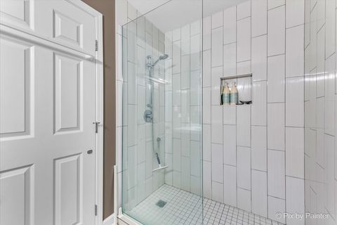 Tiny photo for 209 Shoreline Road #B, Lake Barrington, IL 60010 (MLS # 12464474)