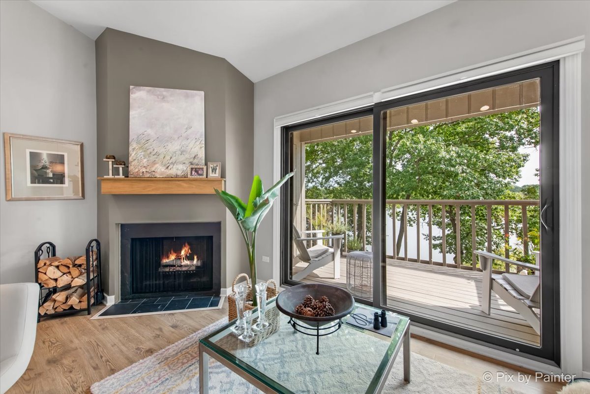 209 Shoreline Road B