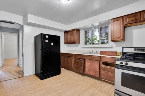 Tiny photo for 9302 S Rhodes Avenue, Chicago, IL 60619 (MLS # 12683799)