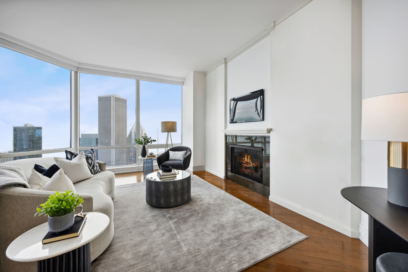 401 N Wabash Avenue 54G