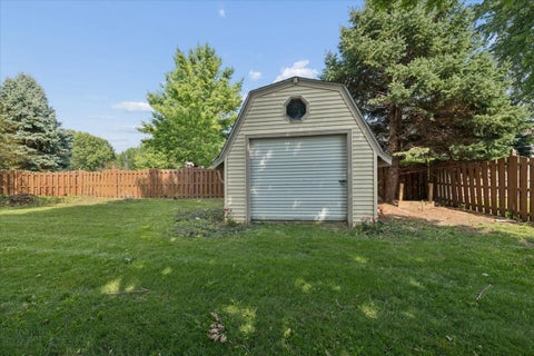 Tiny photo for 415 Juniper Drive, North Aurora, IL 60542 (MLS # 12723255)
