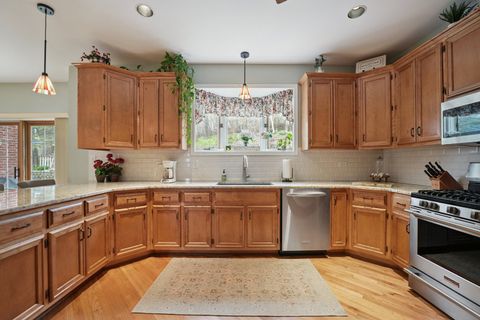 Tiny photo for 5235 141st Street, Crestwood, IL 60418 (MLS # 12602583)