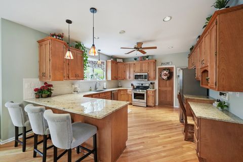 Tiny photo for 5235 141st Street, Crestwood, IL 60418 (MLS # 12602583)