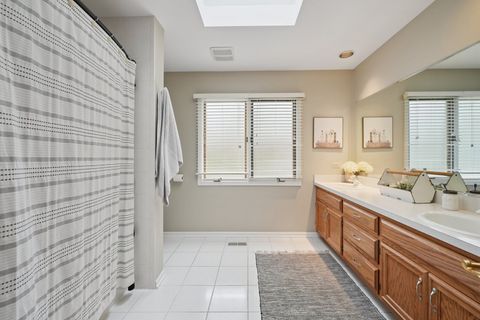 Tiny photo for 5235 141st Street, Crestwood, IL 60418 (MLS # 12602583)