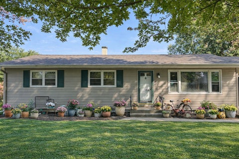 Photo of 208 N Wabena Avenue, Minooka, IL 60447 (MLS # 12541394)