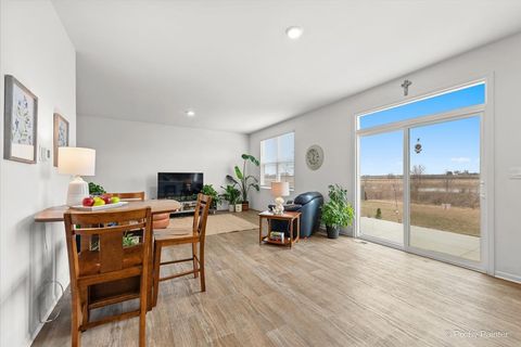 Tiny photo for 1522 Hollow Tree Lane, Pingree Grove, IL 60140 (MLS # 12625962)