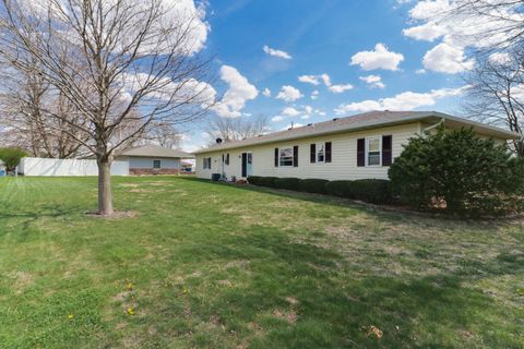Tiny photo for 1 Millard Court, Minier, IL 61759 (MLS # 12615798)