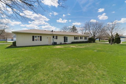 Tiny photo for 1 Millard Court, Minier, IL 61759 (MLS # 12615798)